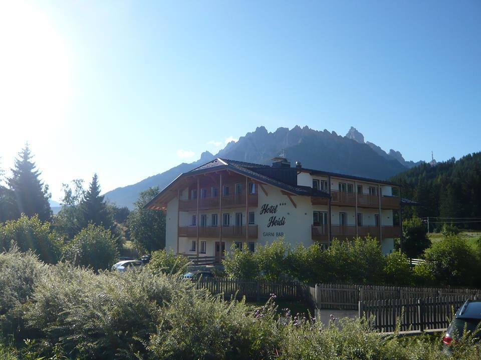 B&B Hotel Heidi Dobbiaco Exterior foto