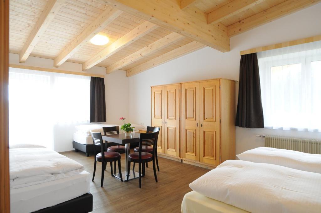B&B Hotel Heidi Dobbiaco Habitación foto